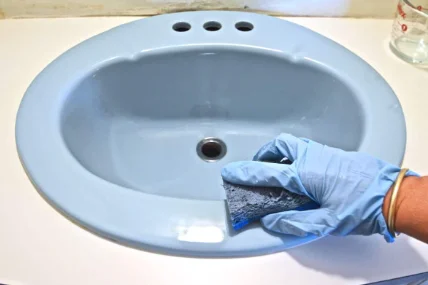 painting a sink